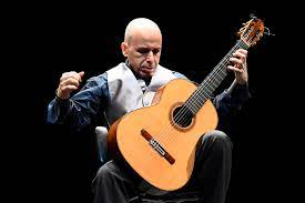 Il chitarrista Carles Pons